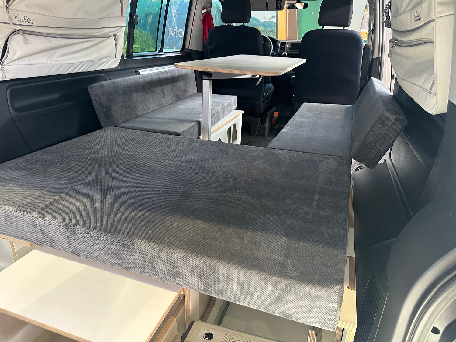 Moonbox Campingbox mit Tisch Van/Bus 124cm Modify Weiß
